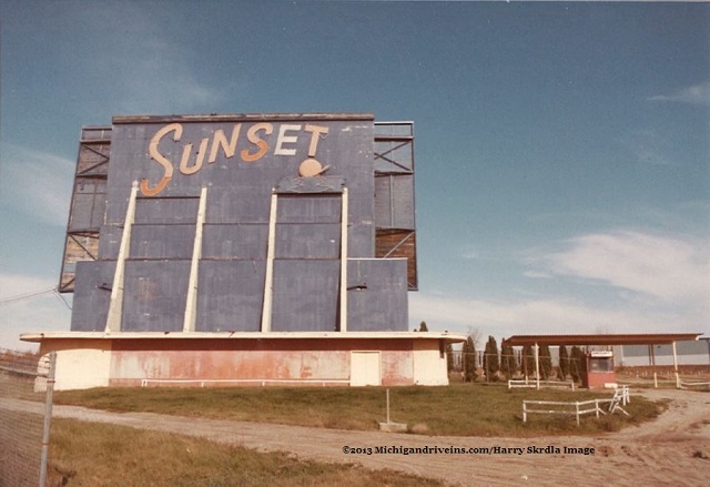 Sunset Drive-In Theatre - Screen From Harry Skrdla (newer photo)